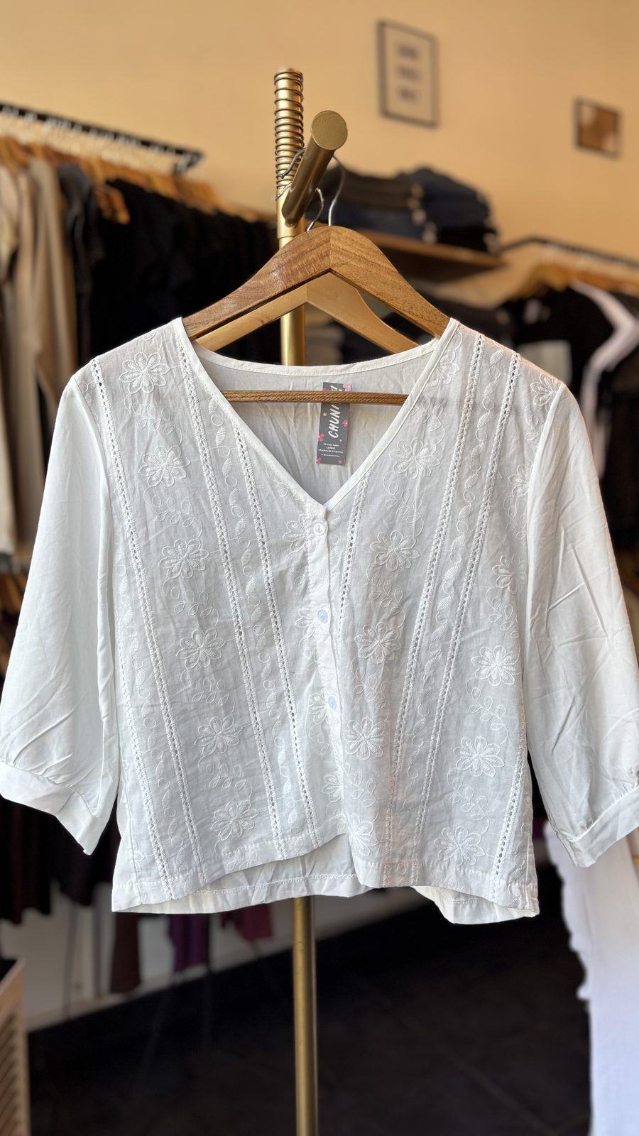 Blusa Agatha (camisita fibrana con broderie)